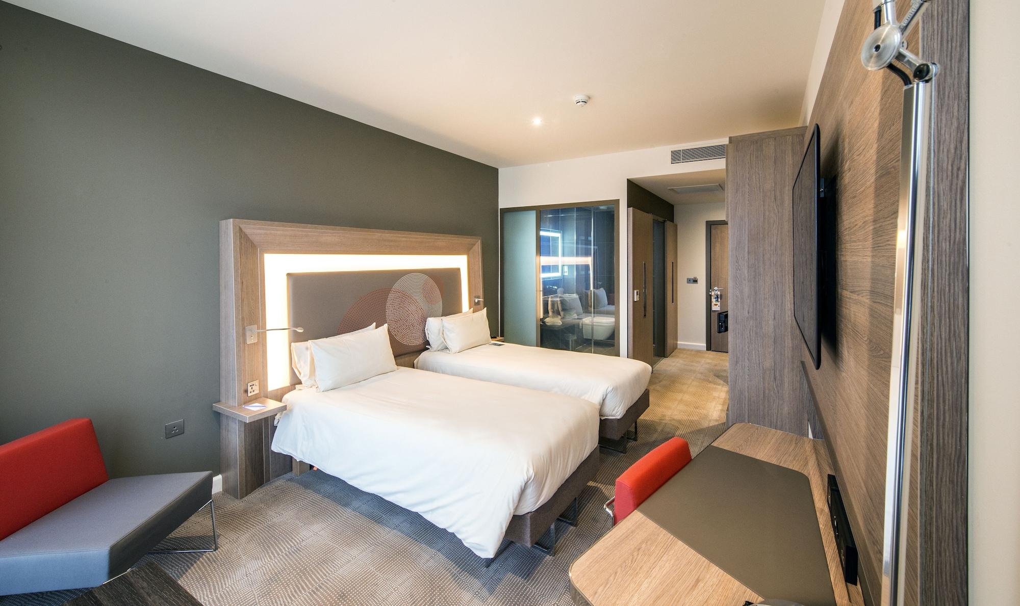 Novotel London Heathrow Airport T1 T2 And T3 Гейс Екстер'єр фото