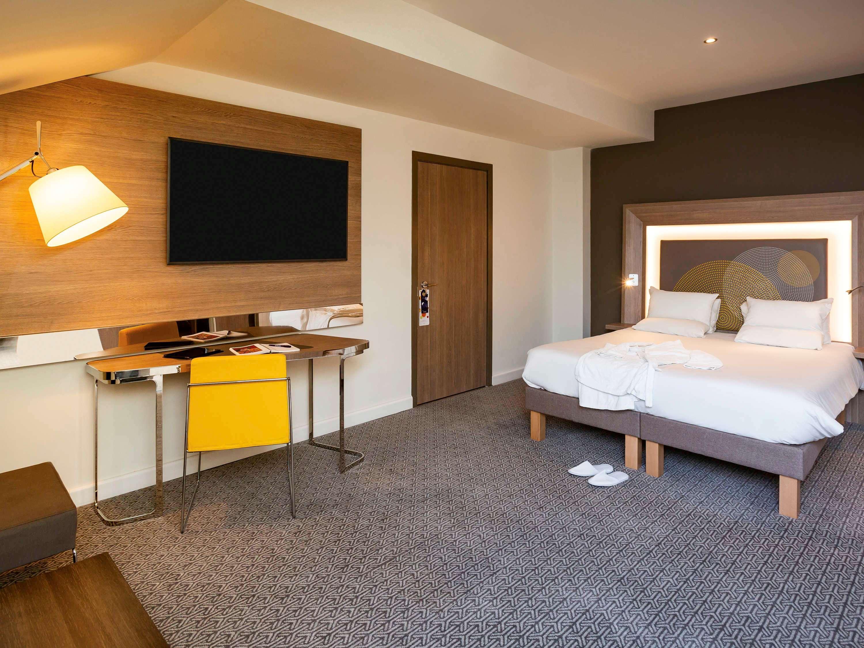 Novotel London Heathrow Airport T1 T2 And T3 Гейс Екстер'єр фото