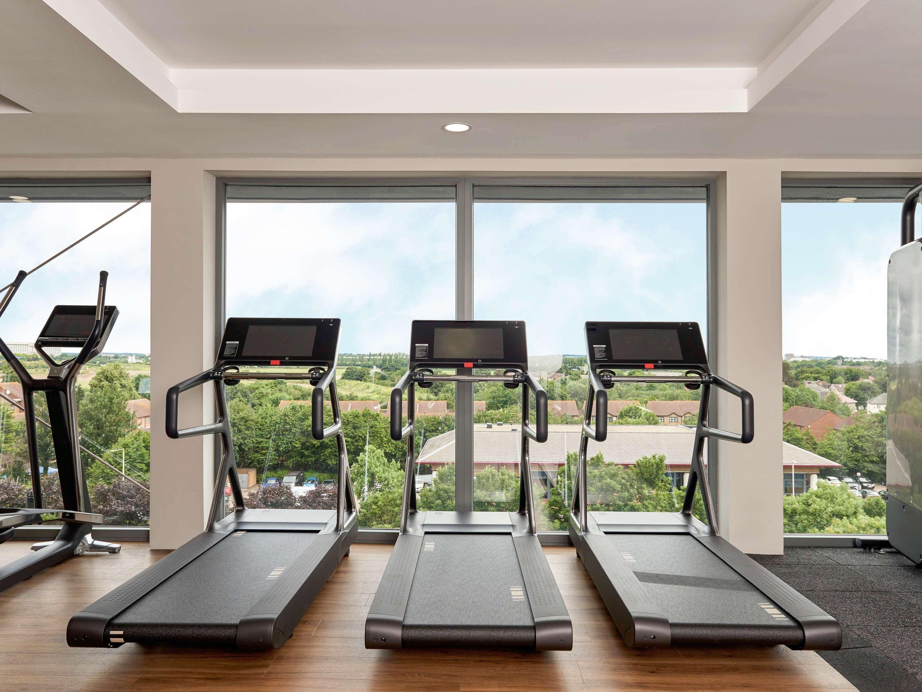 Novotel London Heathrow Airport T1 T2 And T3 Гейс Екстер'єр фото